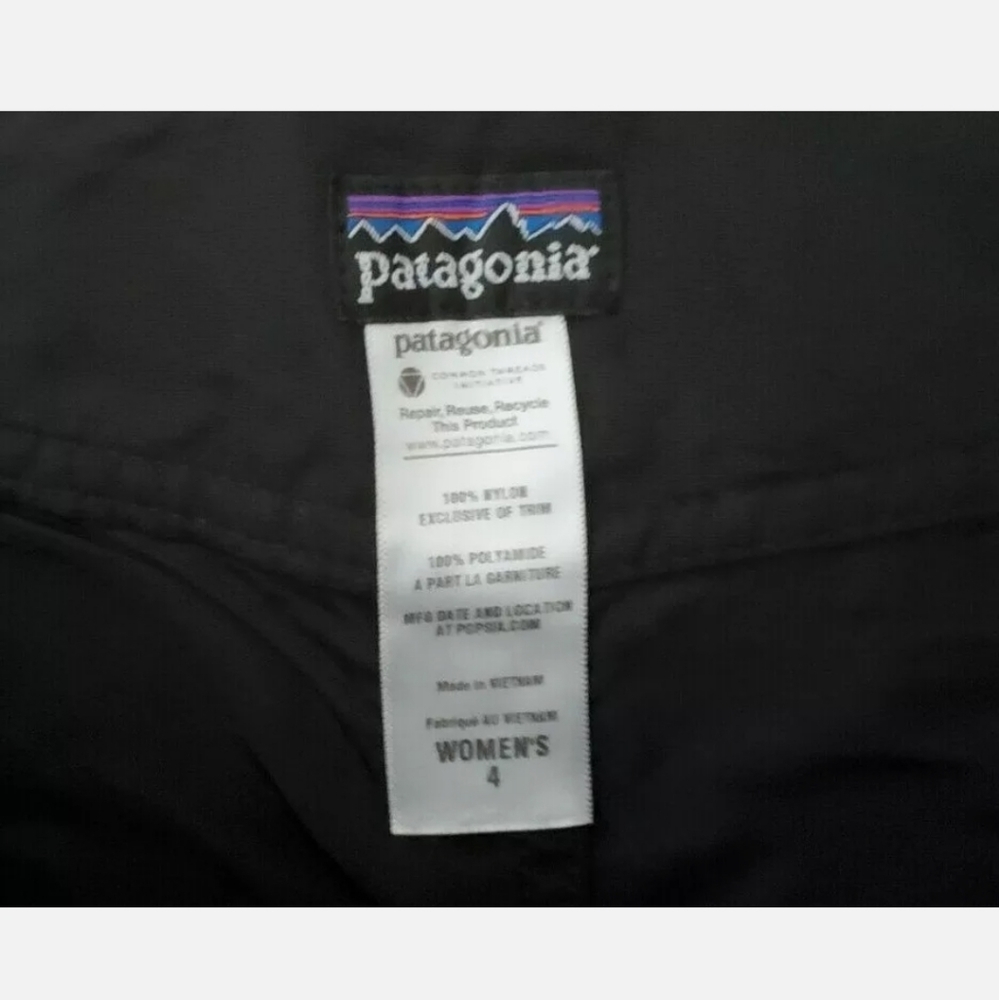 Patagonia Womens Shorts Size 4 Wavefarer Black - Picture 2 of 3